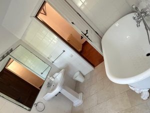 Baño Centro Residencial Aquiles